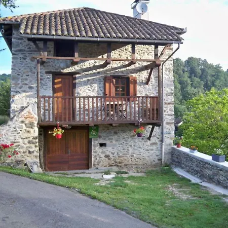 Maison De Caractere Renovee, 3 Pers, Coeur De La Chataigneraie, Activites Nature, Proche Conques Et Rocamadour - Fr-1-742-204 Feriehus