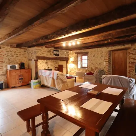 Maison De Caractere Renovee, 3 Pers, Coeur De La Chataigneraie, Activites Nature, Proche Conques Et Rocamadour - Fr-1-742-204